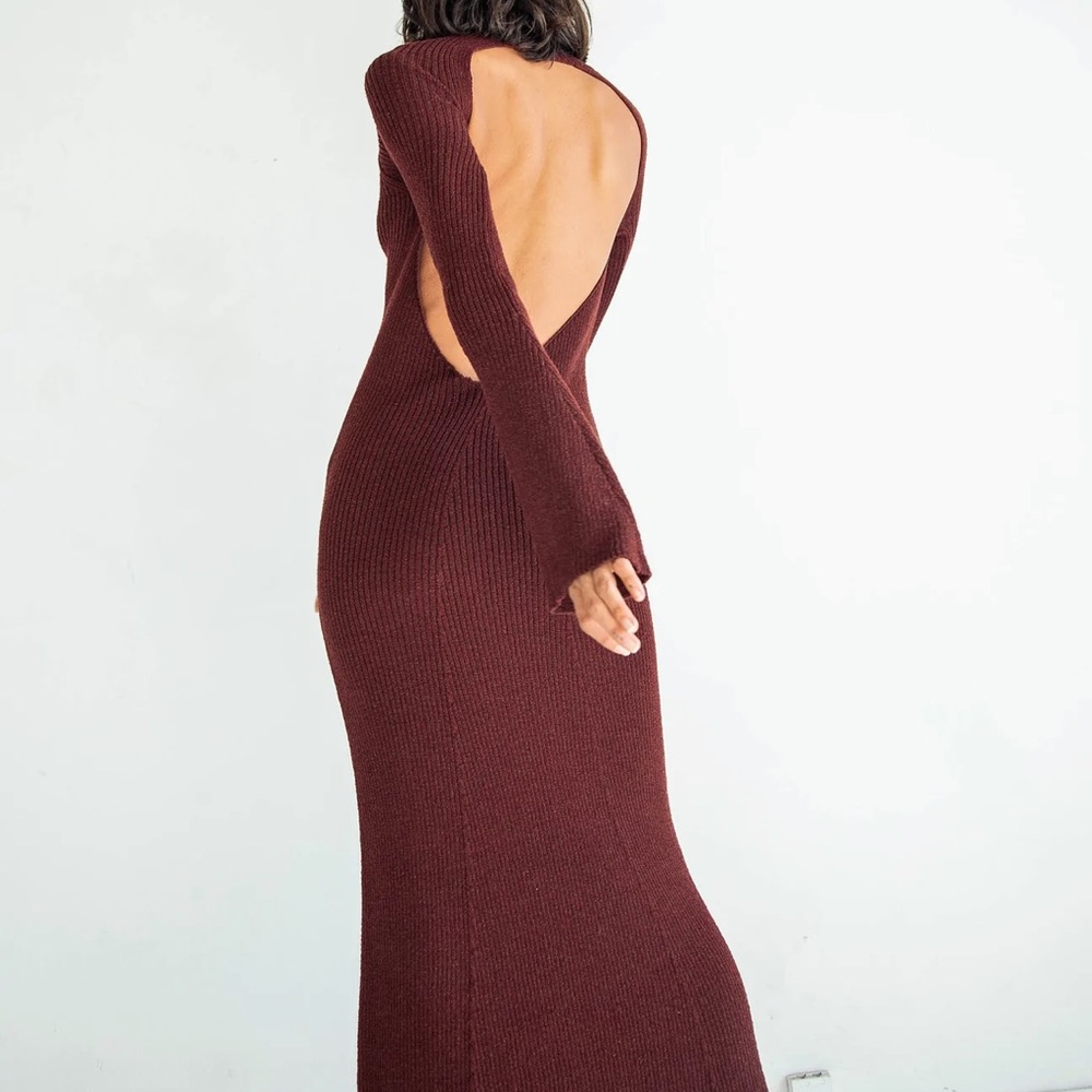 LAST ONE - The September Evening Dress 🌹 - Picture 2 of 3